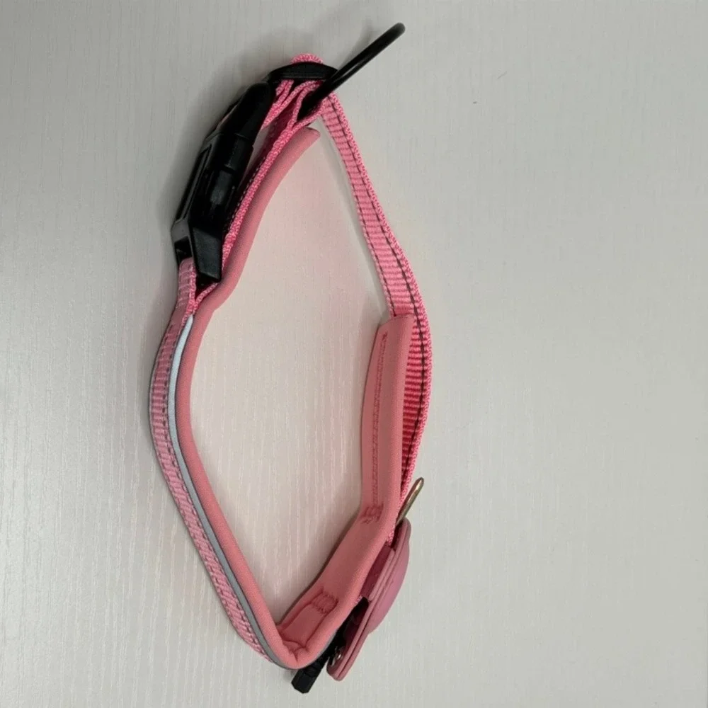 NEW Odokele Pink Reflective Dog Collar with AirTag Holder Neoprene Padded Medium